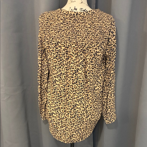 beachlunchlounge Leopard Print Button-Down Shirt - Tan & Black - Picture 4 of 9
